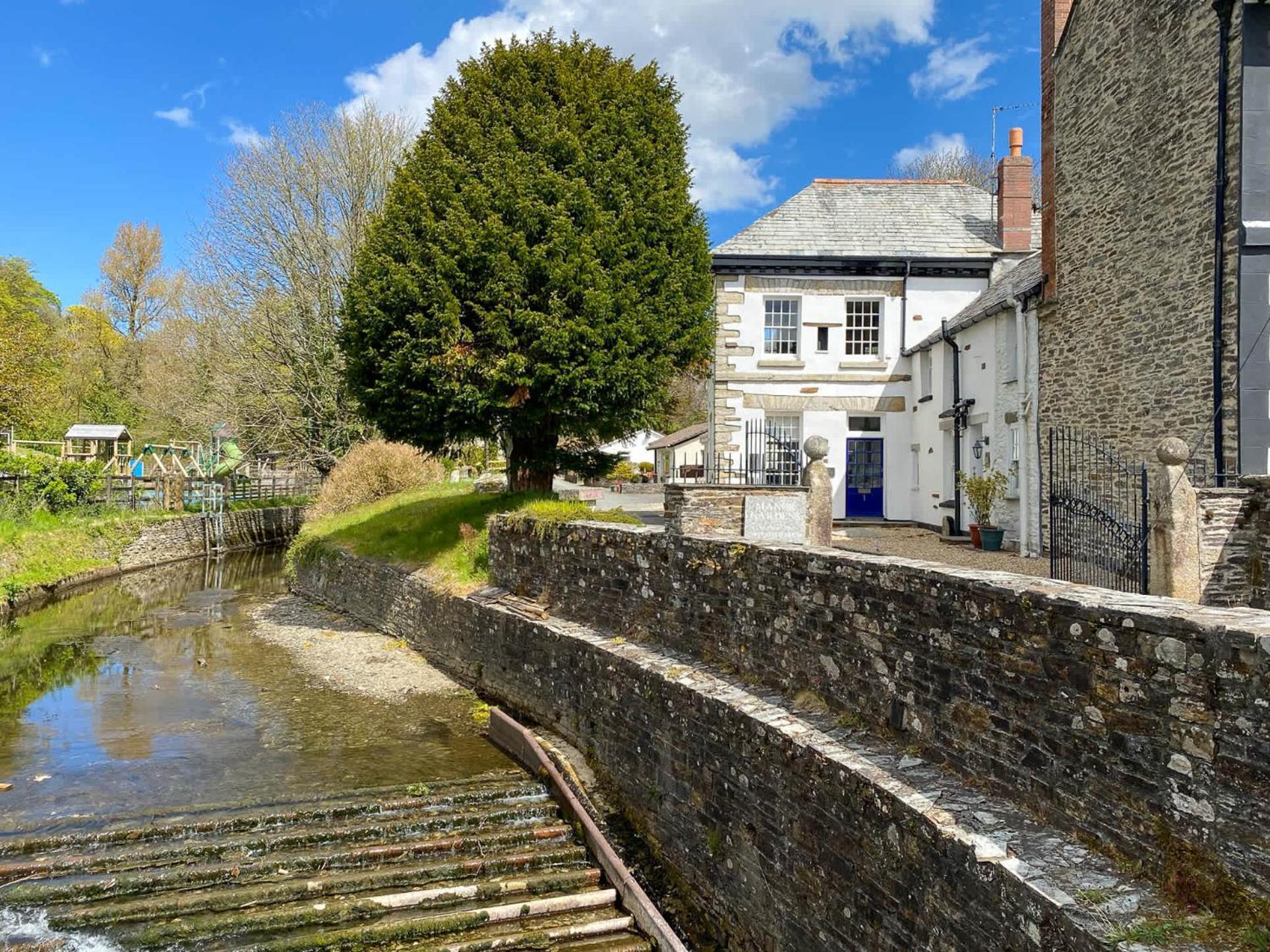 The Cornish Nook Beautiful Grade 2 Listed Building In Cornwall By Staystaycations 卡姆尔福德 外观 照片